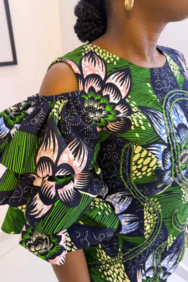 BLOUSE 2098